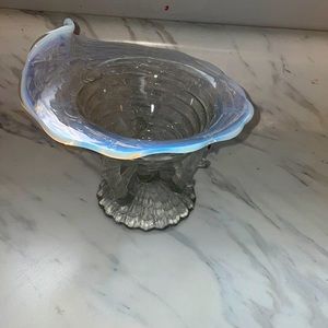 Antique Northwood glass ocean shell compote